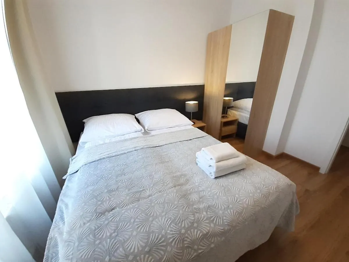 Old Town Apartments - Bosacka 18 Krakow